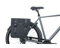 Basil Tour XL táska csomagtartóra 35L kapacitás, 2 részes, pántos, fekete