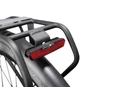 AXA JUNO E-bike hátsó lámpa LED-es, féklámpával, csomagtartóra szerelhető, 80mm