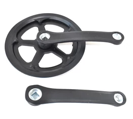 Négyzetkúpos hajtómű acél 46-os fogszám nadrágszárvédővel fekete