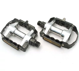 Union MTB pedál alu test-acél keret, ezüst/fekete