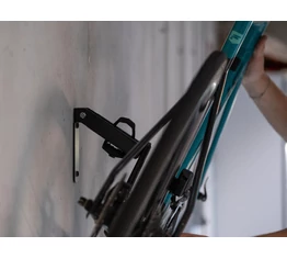 BBB PedalParker BTL-153 fali kerékpártartó ami a pedálnál rögzít