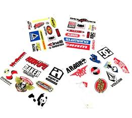 Vegyes márkás matrica garnitúra műgyantás  2 féle    25x17cm