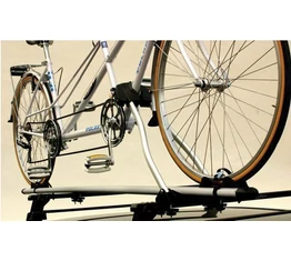 Kerékpárszállító tetőre Peruzzo Roma Tandem zárható 210cm, állítható keréktámaszokkal