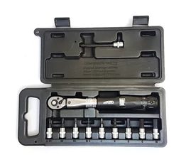 SuperB TorqueSet nyomatékkulcs 4-24 Nm, 9 darab betéttel (3xTorx és 6db imbusz)