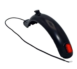 Hátsó sárvédő lámpával Xiaomi rollerekhez 4 csavaros utángyártott