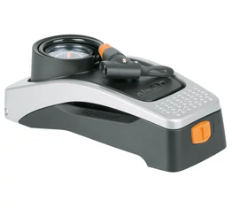 SKS Airstep lábpumpa 7bar teljesítmény, hosszú, spirál tömlővel, nyomásmérővel