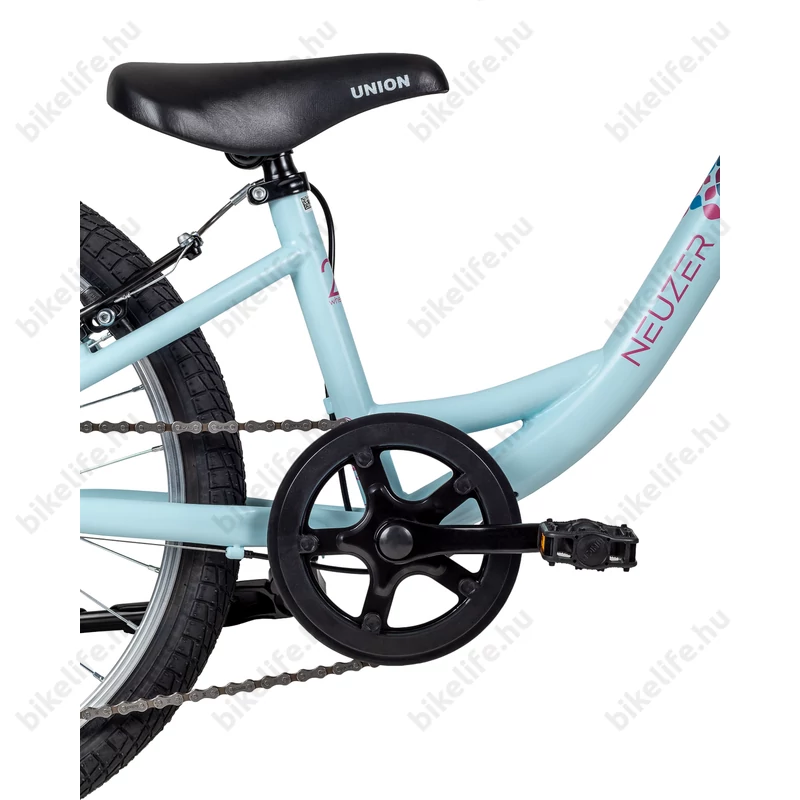 Neuzer Cindy 20