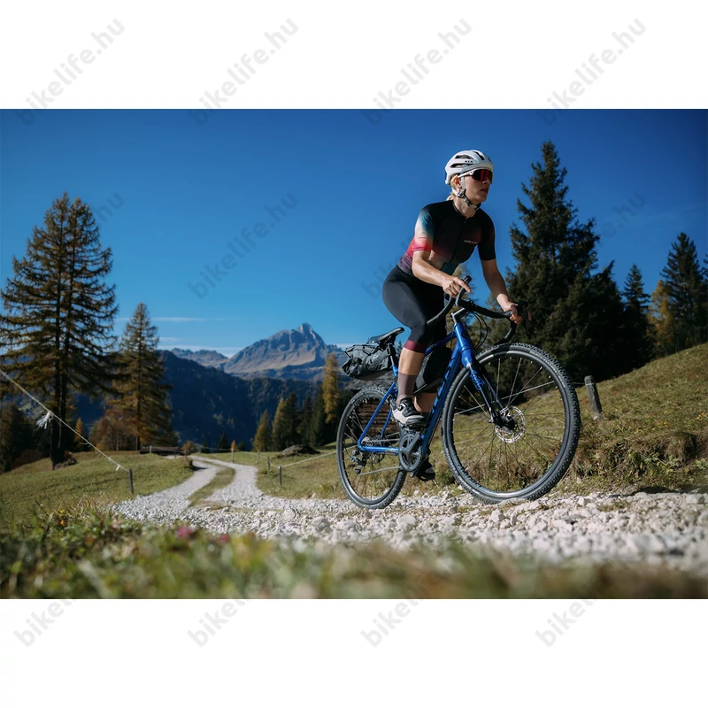 Kellys SOOT 30 országúti gravel kerékpár 16 fokozatú Shimano Claris váltó, mechanikus tárcsafék L