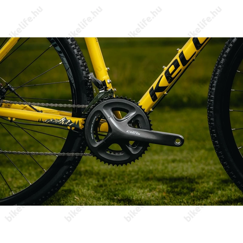 Kellys SOOT 30 országúti gravel kerékpár 16 fokozatú Shimano Claris váltó, mechanikus tárcsafék L