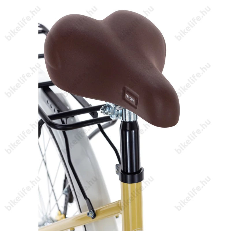 Csepel Budapest B 28-as városi kerékpár 7 sebességes Shimano váltós bézs