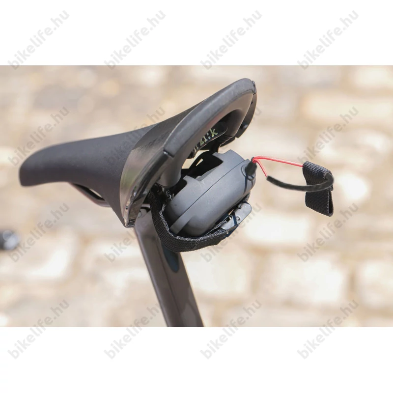 Zefal Bike Taxi vontatókötél nyereg alá rögzíthető, 2 méter hosszú, 95 kg terhelhetőséggel
