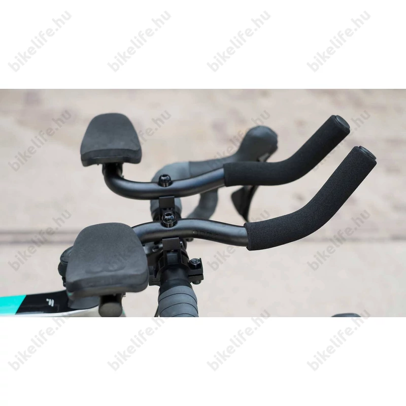 BBB BHB-59 AeroComfort triatlon kormány 22,2/31,8mm-es kormányokhoz, 35mm emelkedésű