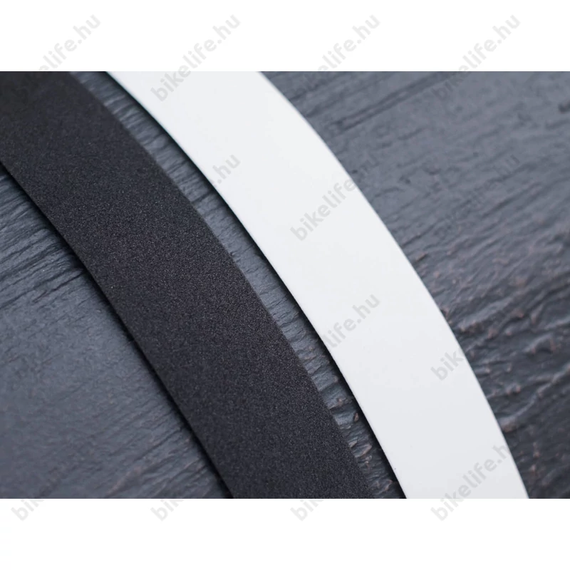 BBB BHT-05 Raceribbon kormánybetekerő bandázs, szintetikus parafából, zselés, fekete színkód:0531