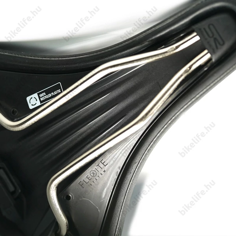 Selle Royal Lookin Moderate női komfort nyereg 3D Skingel 52A6DR0 60°-os hátszög + Cateye villogóval
