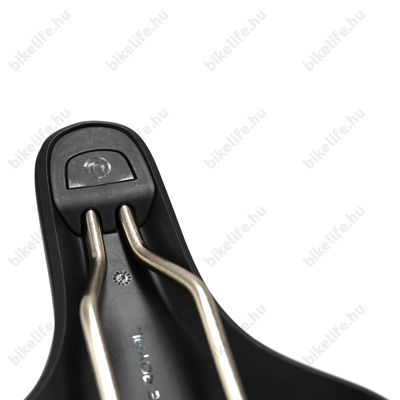 Selle Royal On Athletic unisex eBike kompatibilis nyereg Royalgel csillapítással erősített vázszerkezettel 157 mm széles