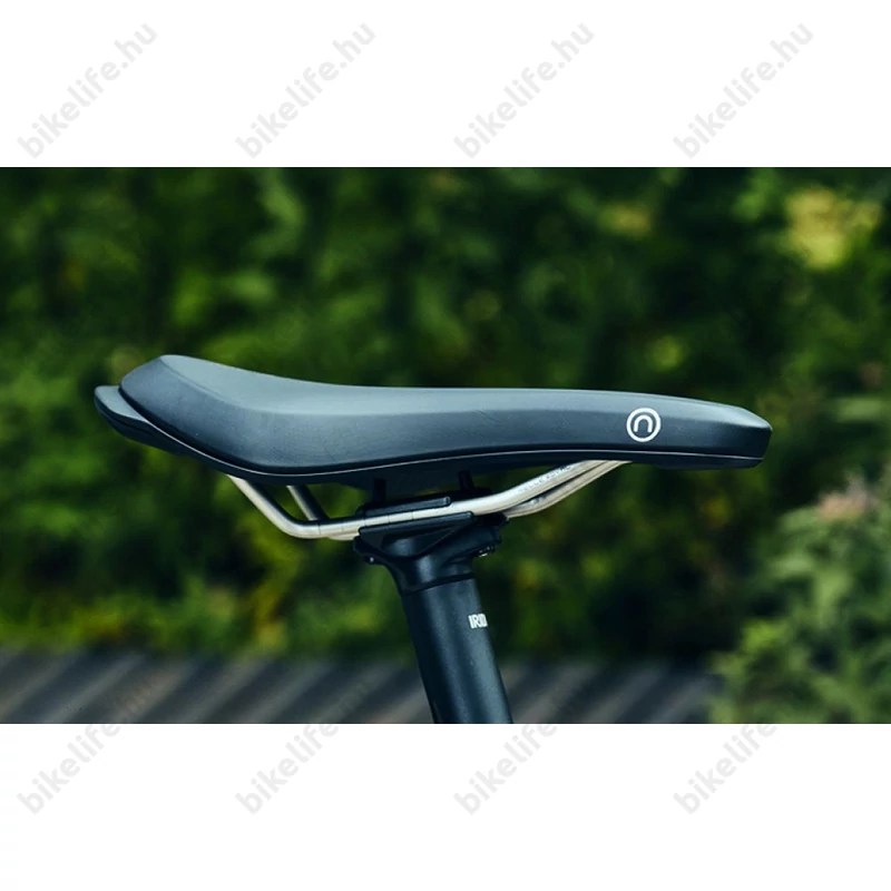 Selle Royal On Athletic unisex eBike kompatibilis nyereg Royalgel csillapítással erősített vázszerkezettel 157 mm széles