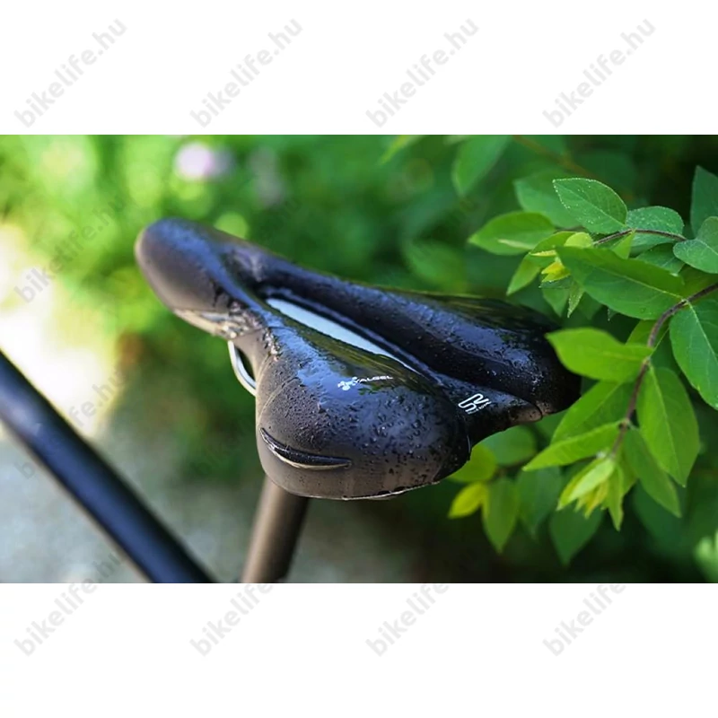 Selle Royal Respiro Moderate túra/sport nyereg Royalgel-lel és légcsatornával