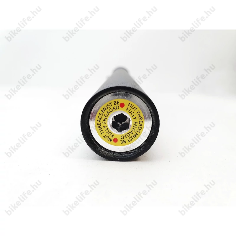 Nyeregcső 31,6 Kellys KLS CRX/URB 70 S 350mm rugós,120kg-ig terhelhető, fekete