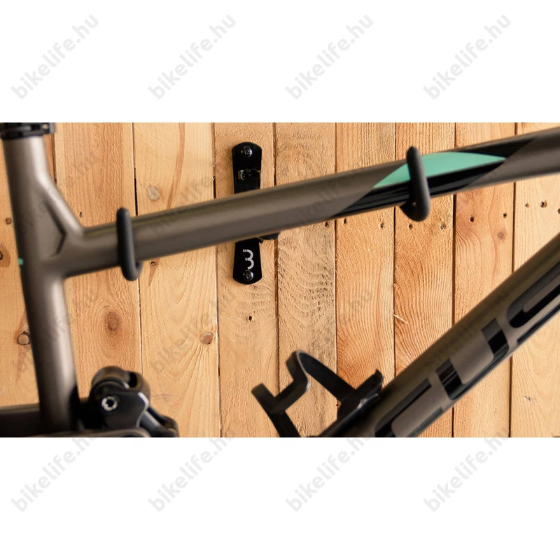 BBB Wallmount BTL-93 kerékpártartó falra, felhajtható