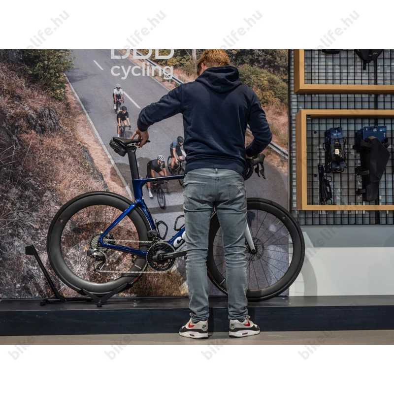 BBB StadyUp BTL-156 kerékpártartó ami a hátsó keréknél támaszt (25-70mm)