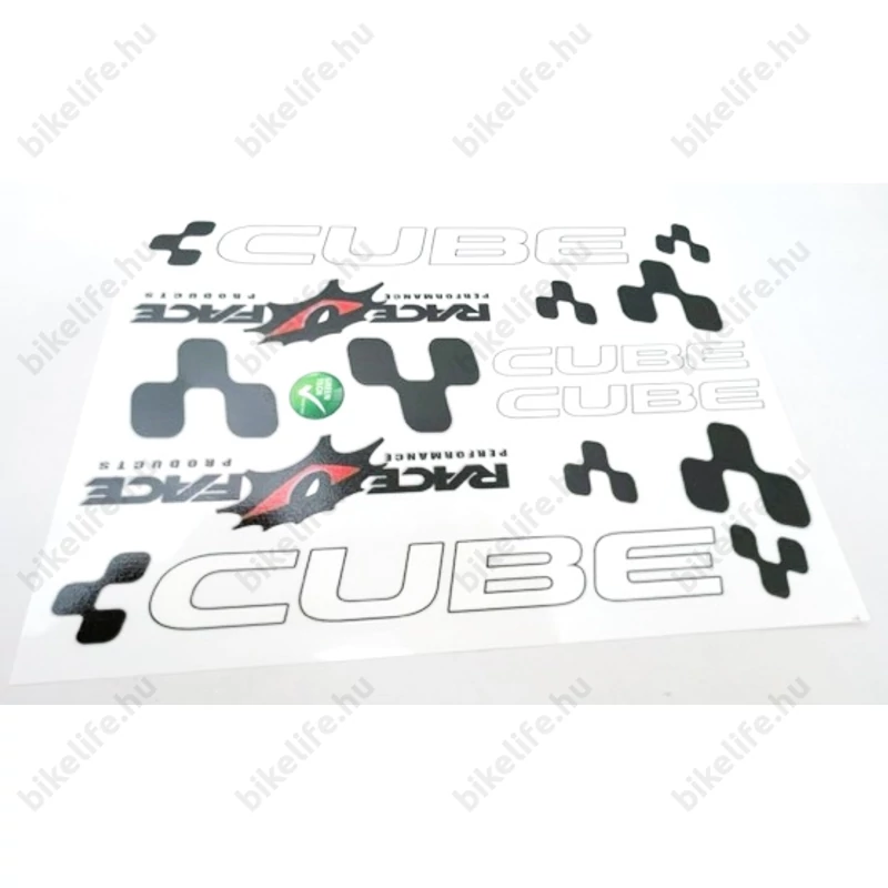 Cube matrica garnitúra műgyantás bevonattal 25x17cm több színben kapható