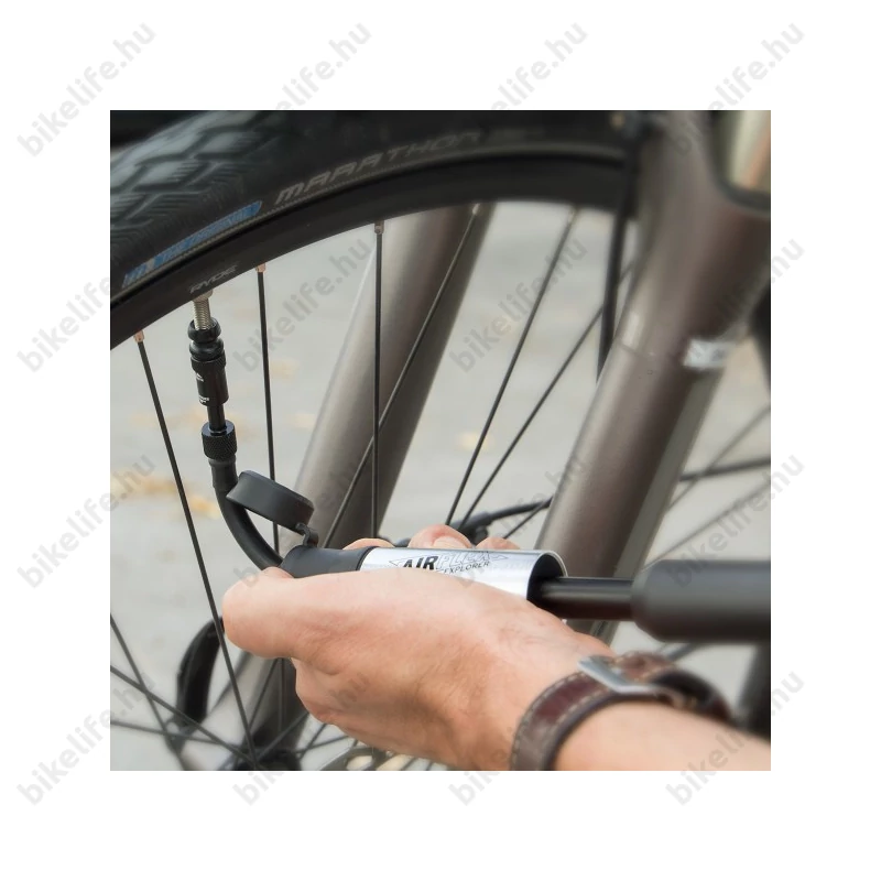 SKS Airflex Racer minipumpa teleszkópos, integrált tömlővel, 8 bar nyomással