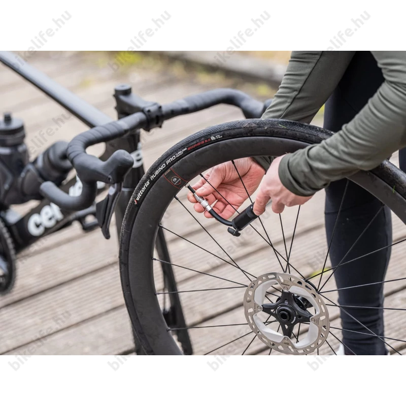 BBB BMP-49 EasyRoad minipumpa univerzális fej, alu test, 9bar, 185mm, fekete