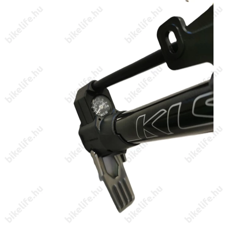 Kellys Covert mini pumpa fém ház, teleszkópos nyél, nyomás/volumen kapcsoló, univerzális fej, 8bar