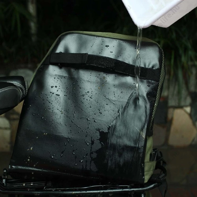 Roswheel B-Race túratáska csomagtartóra 3 részes, 35L kapacitás, fekete 