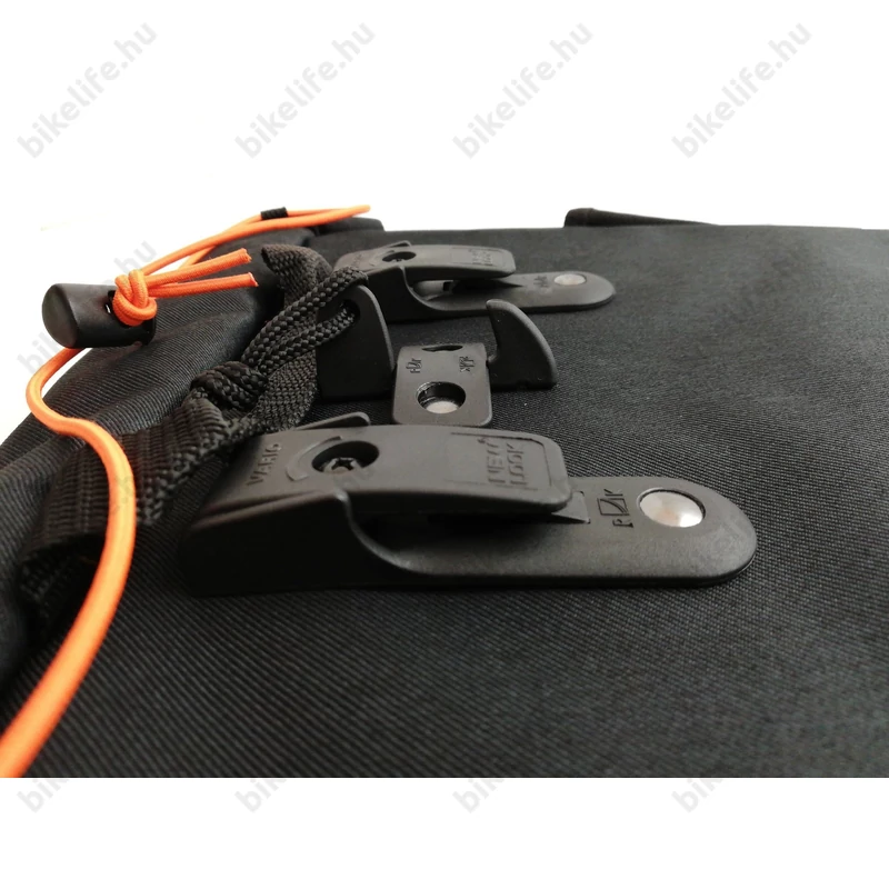 KTM Traveler Carrier Bag táska csomagtartóra 1 oldalas 16 literes, fekete