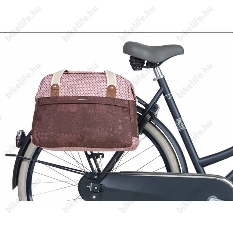 Basil Boheme Carry All táska csomagtartóra vagy kormányra 18L kapacitás, poppy piros