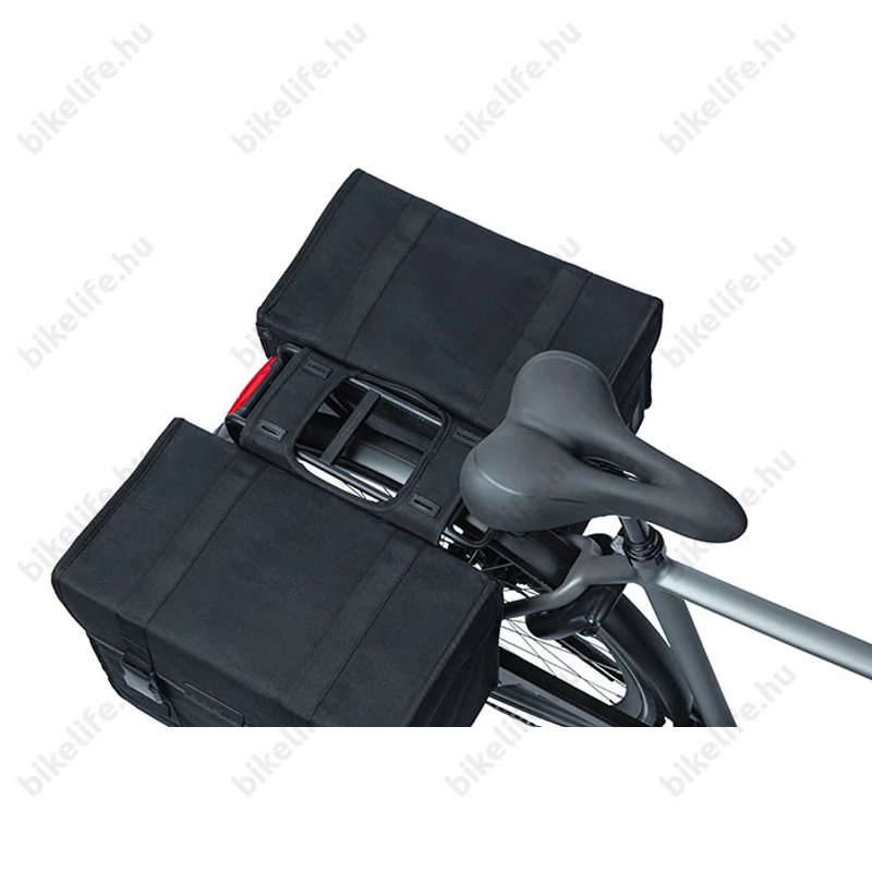 Basil Kavan Eco Classic táska csomagtartóra 2 részes 58L, fekete