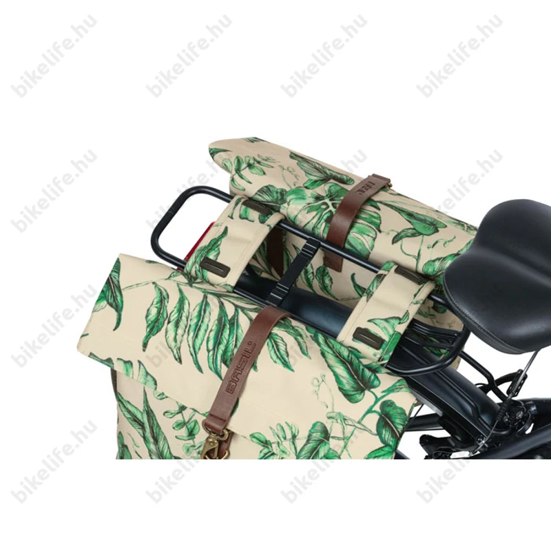 Basil Ever-Green Double Bag táska csomagtartóra 2 részes 28-32L kapacitás, fényvisszaverős, bézs