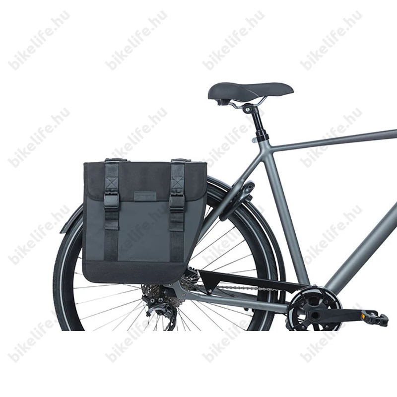 Basil Tour Waterproof XL táska csomagtartóra részes 35l, IPX3 vízállóság, fekete