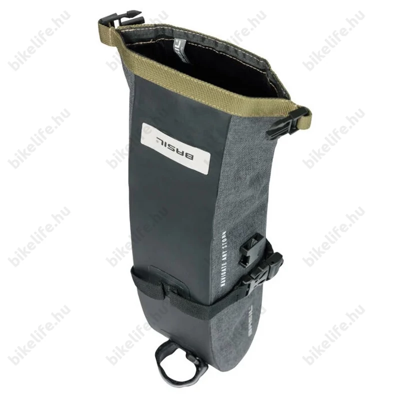 BASIL Navigator Storm vízálló tépőzáras nyeregcsőre rögzíthető táska fekete 1,5 L-es