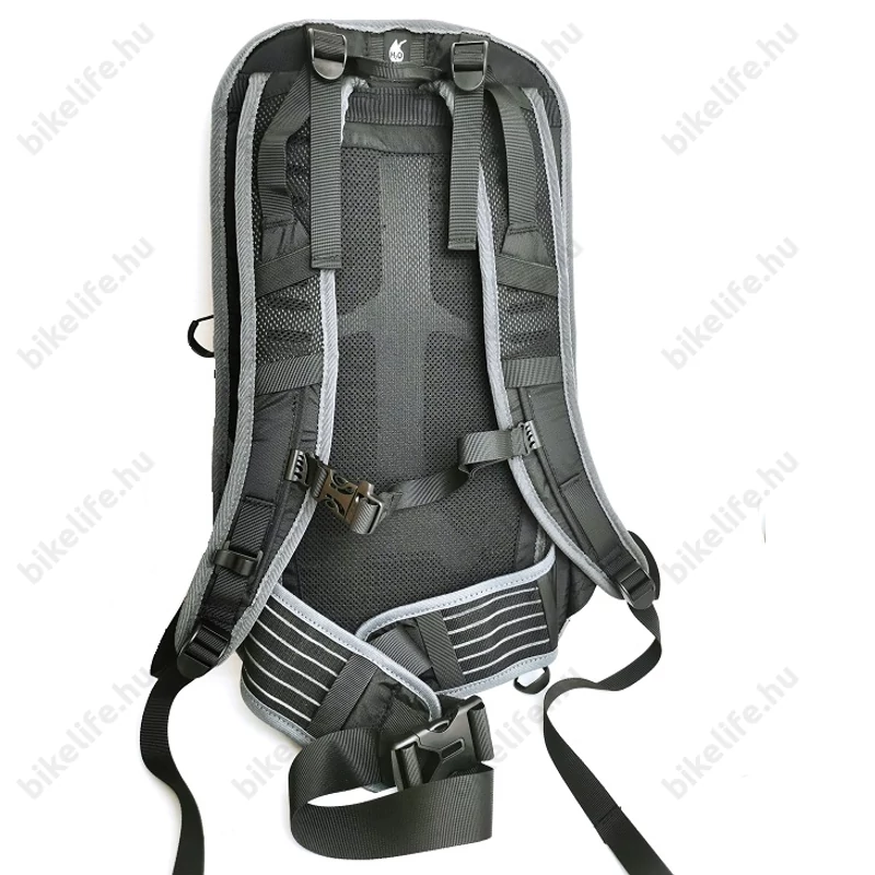 Kellys Lane kerékpáros hátizsák 16L-es, italtartó zsák nélkül, esővédő huzat, protektor, bukó tartó, fekete