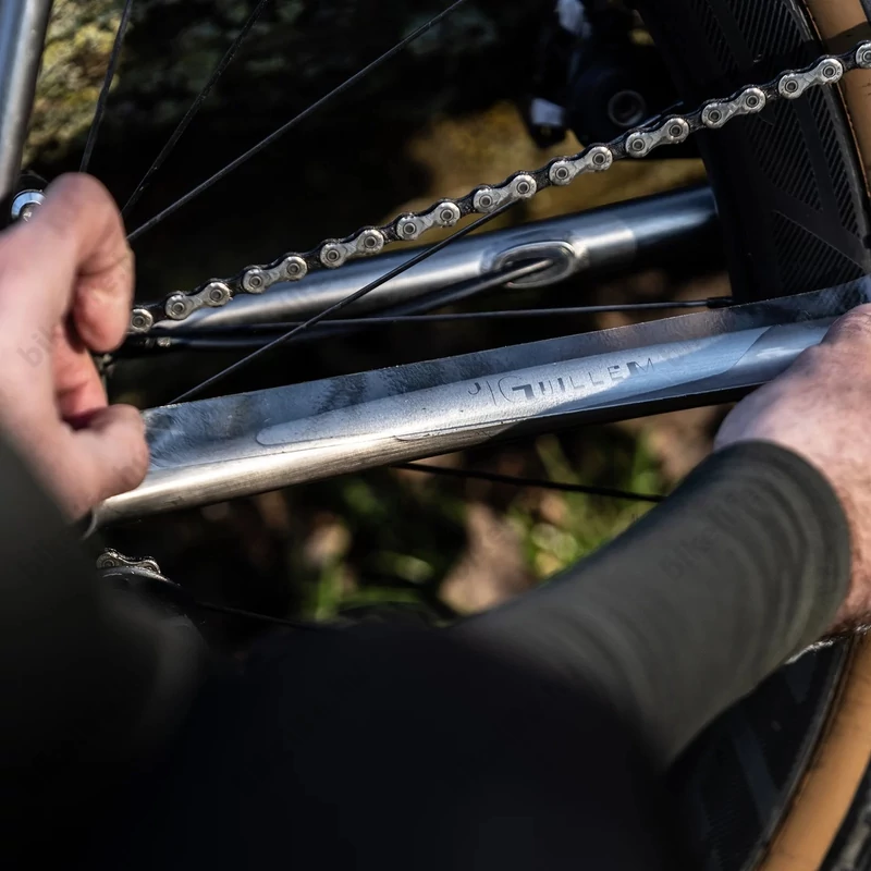 BBB BBP-60 TubeSkin vázvédő matrica alsócsőre 500x50mm, öntapadós, átlátszó, extra vastag