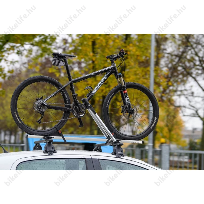 Menabo Juza kerékpárszállító tetőre zárható az autóhoz+ a kerékpár is lezárható 16-28