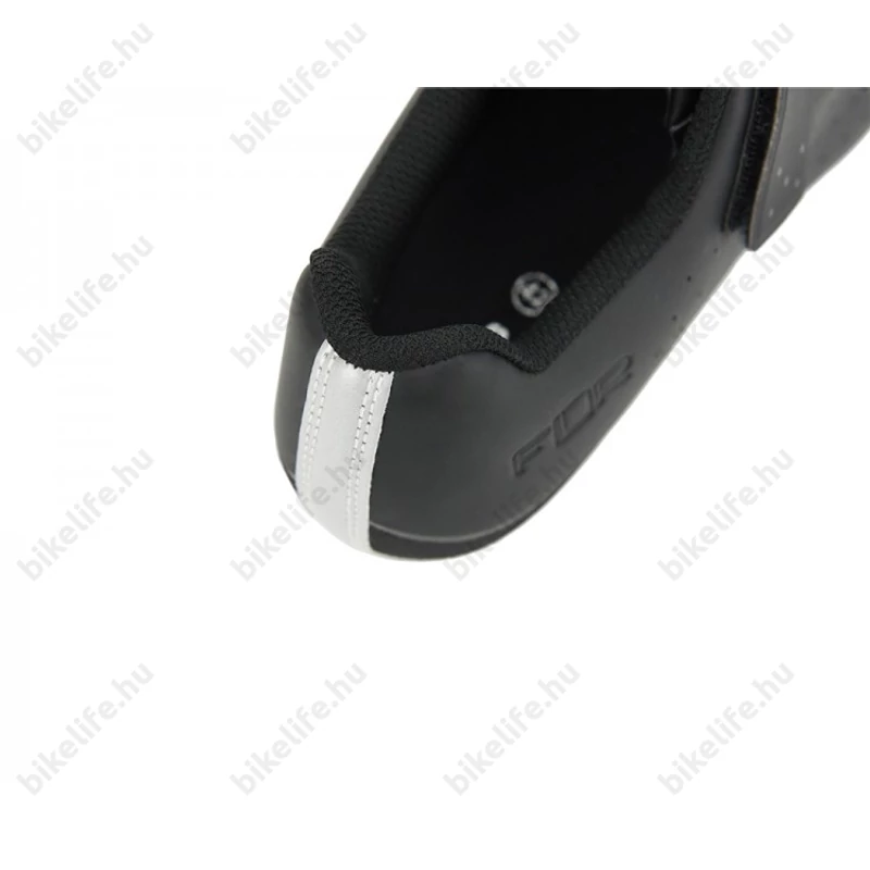 FLR F-57 MTB cipő, 3 tépőzáras rögzítés, 41-es méret, fekete