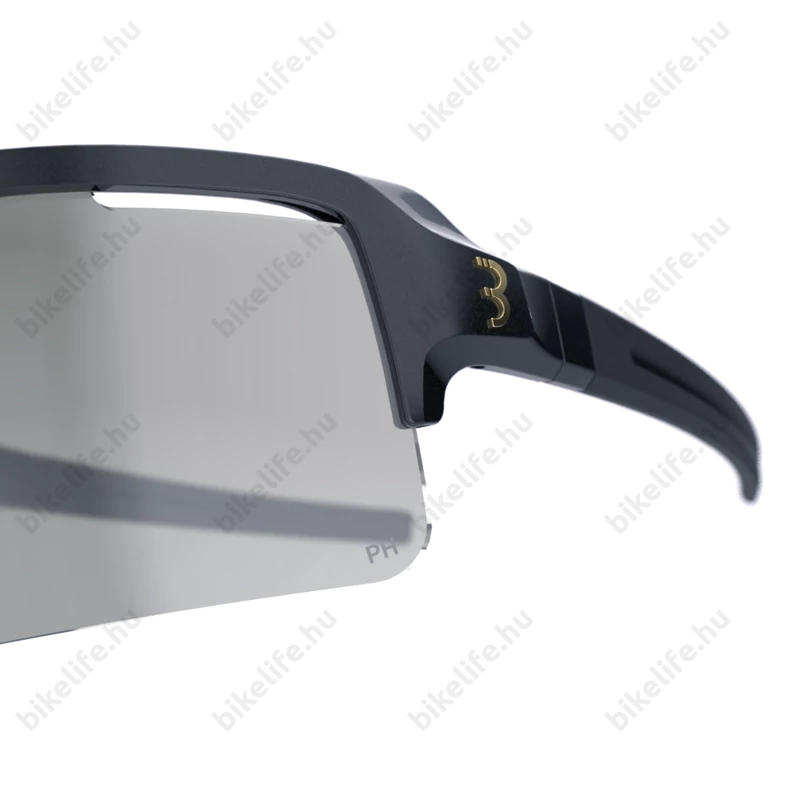 BBB BSG-65 Fuse sportszemüveg matt fekete kerettel, fotokromatikus lencsével