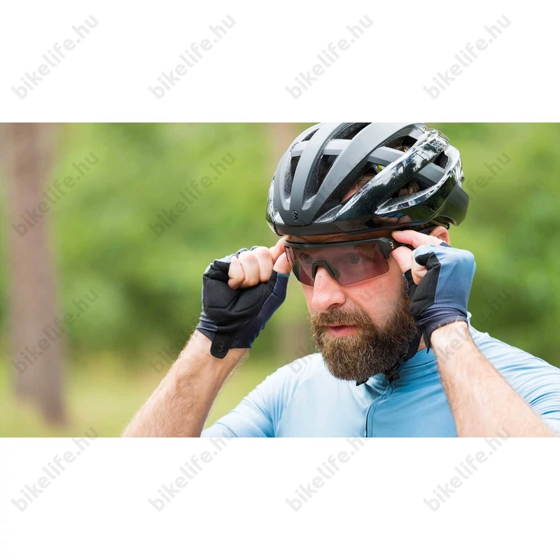 BBB BSG-65 Fuse sportszemüveg matt fekete kerettel, fotokromatikus lencsével