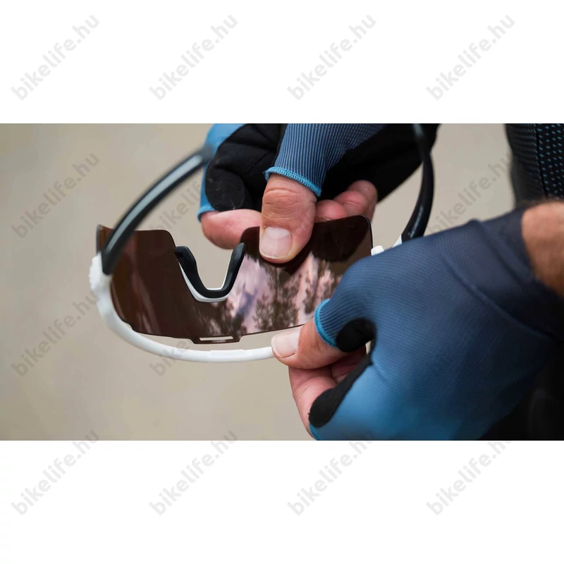 BBB BSG-65 Fuse sportszemüveg matt fehér kerettel, narancs lencsékkel