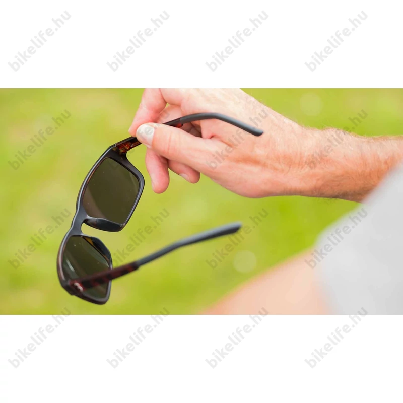 BBB BSG-66 Spectre sportszemüveg matt fekete kerettel, MLC lencsével