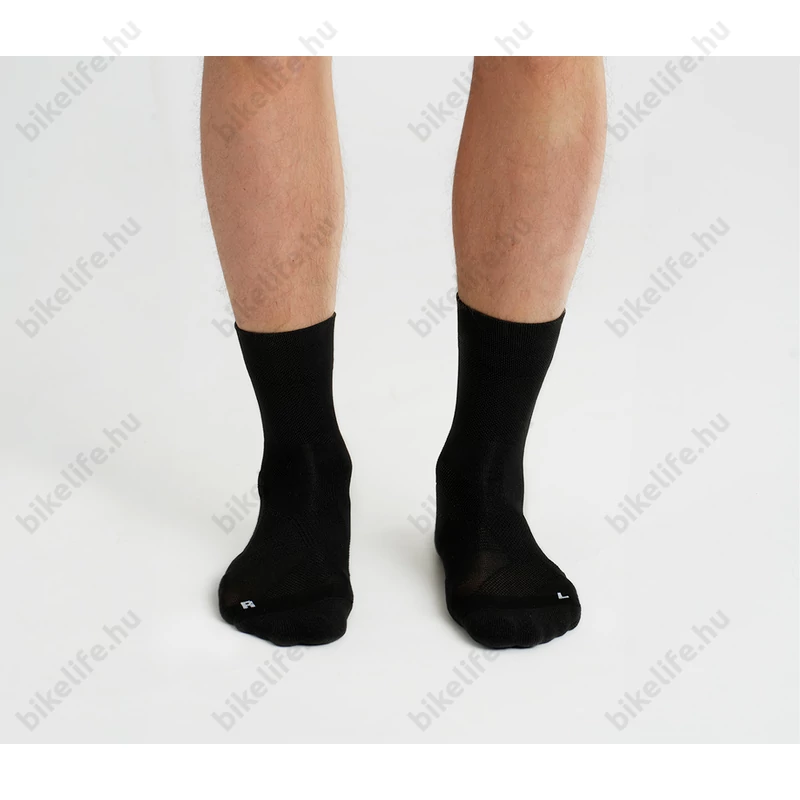 Kellys Snug technikai kerékpáros zokni fekete 43-46-os méret