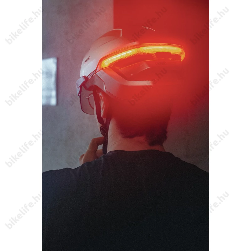 Abus HYP-E BL.ACE kerékpáros bukósisak első/hátsó világítás, index jelző, féklámpa, mágneses lencse titán M (54-58cm)