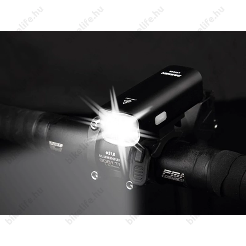 Ravemen LR500 akkumulátoros első lámpa, 500 lumen, 2200mAh