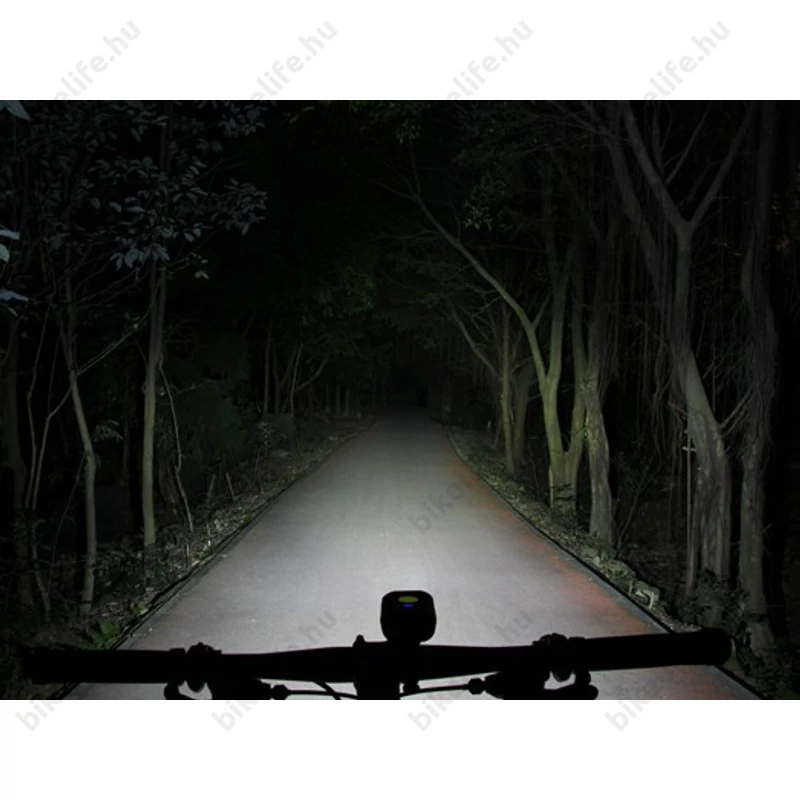 Ravemen PR1000 akkumulátoros első lámpa, 1000 lumen, 3200mAh, országúti/MTB, tompított/reflketor mód, távirányító