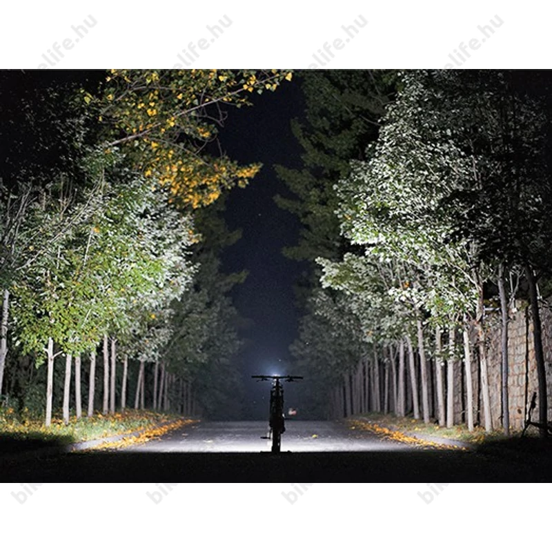 Ravemen XR6000 akkumulátoros első lámpa, 6000 lumen, 4x4000mAh, országúti/MTB, tompított/reflketor mód, vez. nélk. távirányító