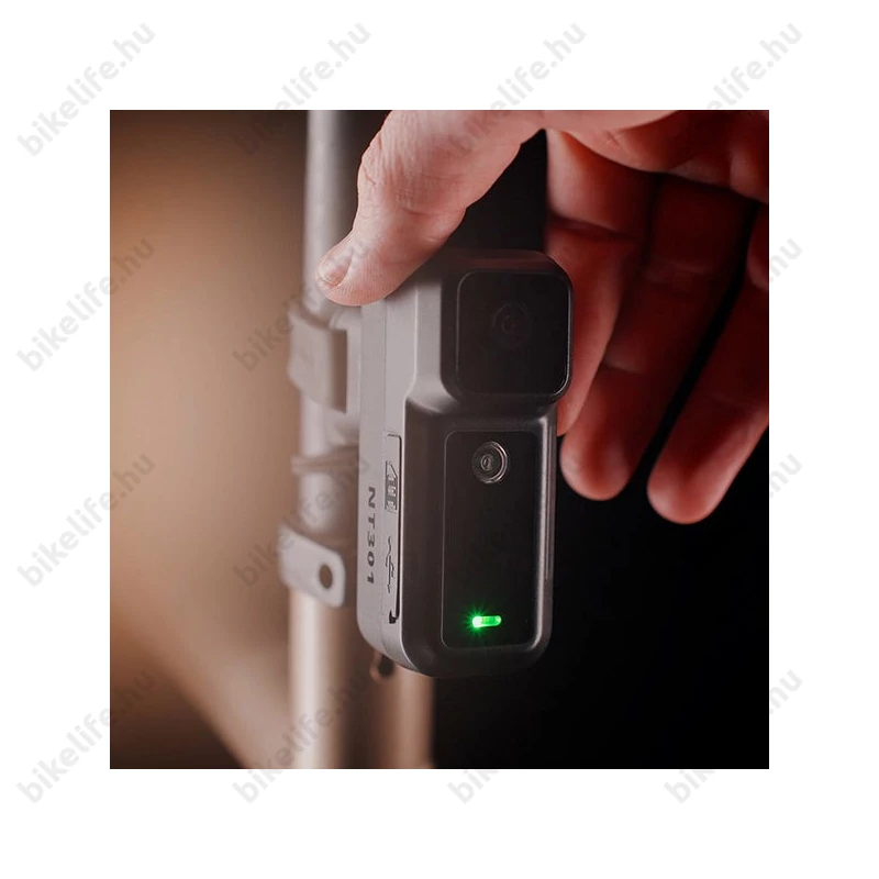 Ravemen NT301 akkus hátsó lámpa 2K HD kamera funkcióval 80 lumen fényerővel