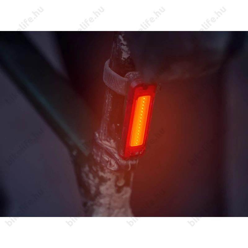 BBB BLS-137 Signal hátsó villogó 1 szuperfényes LED, USB tölhető, Li-polimer akku